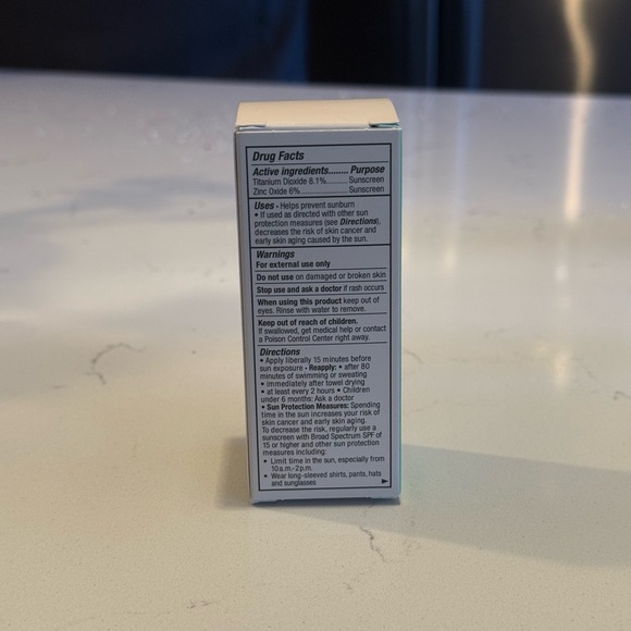 MDSolarSciences Tinted Solar Stick SPF 40 - 0.6oz - Picture 9 of 9